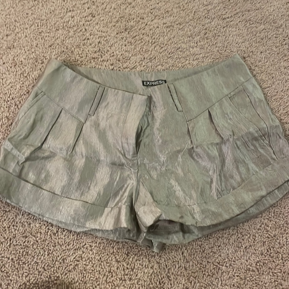 Express shorts